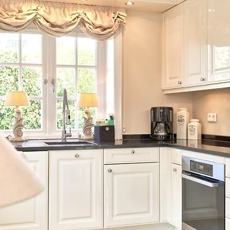 Sunny Hues בית נופש *