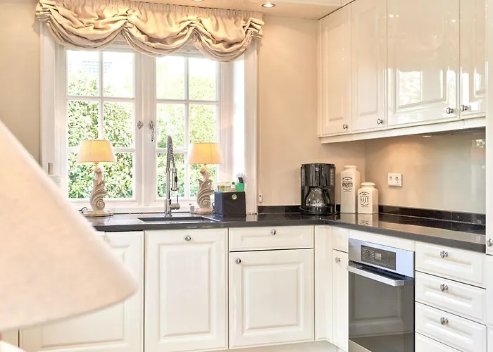 Sunny Hues בית נופש *